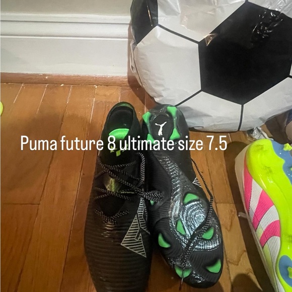 Puma Black and Green Future 8 ultimateCleats